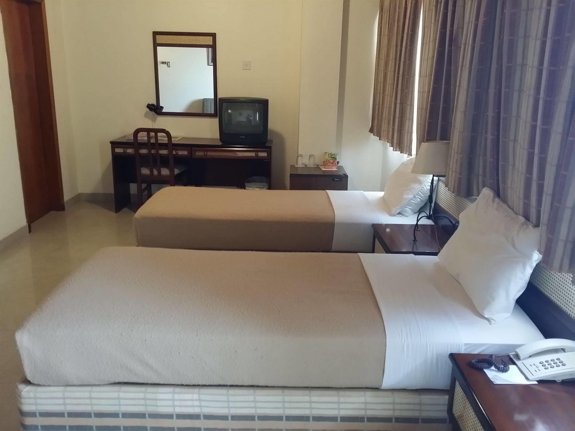 Atlas Hotel マナーマ エクステリア 写真